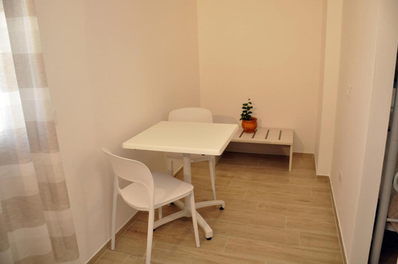 Bed and Breakfast Sa Prenda Loiri Porto San Paolo Exterior foto