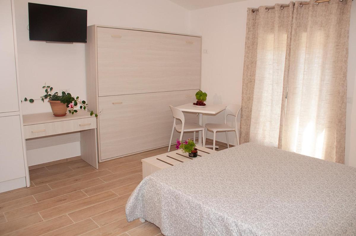 Bed and Breakfast Sa Prenda Loiri Porto San Paolo Exterior foto